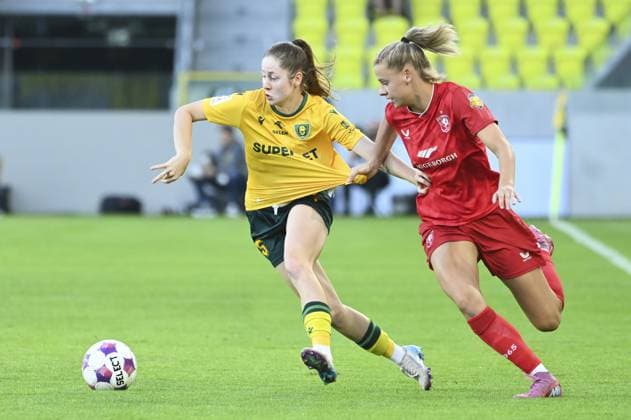 Jagoda Cyraniak (GKS) during match 3rd qualifying round for the UEFA Champions League Women between GKS Katowice Women vs FC Twente Women at the Arena Katowice in Katowice, Poland on September 11, 2025  Copyright: xMichalxDubiel IPAxSportx xipa-agency.netx xx IPA_64703890 IPA_Agency_IPA64703890