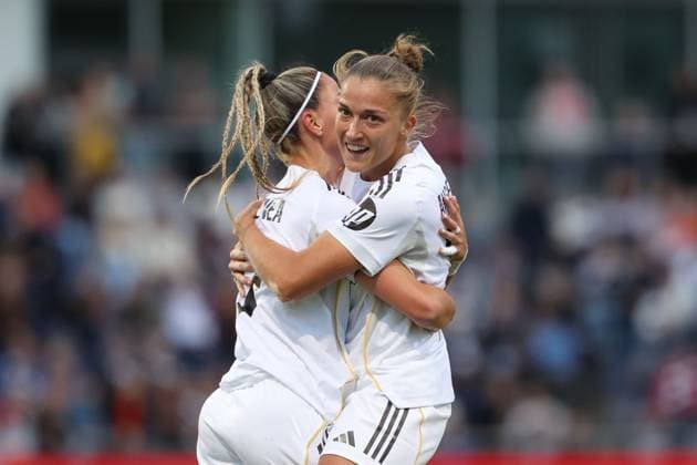 2025.09.10 xJFx Fussball UEFA Women Champions League Qualifikation Eintracht Frankfurt - Real Madrid v.l., Athenea (Real Madrid) und Filippa Angeldahl (Real Madrid) Torjubel, Goal celebration, celebrate the goal (DFL DFB REGULATIONS PROHIBIT ANY USE OF PHOTOGRAPHS as IMAGE SEQUENCES and or QUASI-VIDEO) Copyright: JoaquimxFerreira