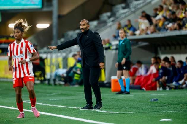 GOTHENBURG, SWEDEN 20250911 Häcken s coach Mak Lind during Thursday s football match, third qualifying round match 1 in the best of 2, between BK Häcken and AtlÃ tico de Madrid at Bravida arena in Gothenburg, Sweden, Sept. 11 2025. GÖTEBORG SWEDEN x9200x