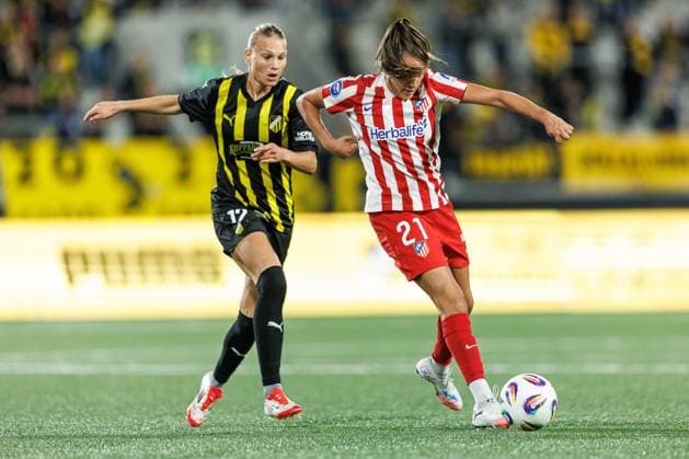 250911 Stine Sandbech of Häcken and Fiamma Benitez of Atletico Madrid during the UEFA Women™s Champions League play-off football match between Häcken and Atletico Madrid on September 11, 2025 in Göteborg. Photo: Michael Erichsen BILDBYRAN COP 89 MI0874 fotboll football soccer fotball uefa womens champions league häcken atletico madrid dam bbeng play-offsbbauto Copyright: MICHAELxERICHSEN BB250911MI037