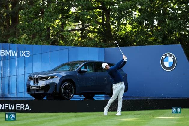 11th September 2025; Wentworth Club, London, England; The BMW PGA, Golf Herren Championship Round 1; Rory McIlroy of Northern Ireland tees off from the 14th tee  HenningxvonxJagow