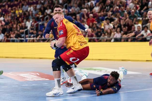 September 11, 2025, Barcelona, Barcelona, SPAIN: Henrik Jakobsen of GOG in action during the EHF Champions League 2025 26 group phase, handball match played between FC Barcelona, Barca and GOG at Palau Blaugrana on September 11, 2025 in Barcelona, Spain. Barcelona SPAIN - ZUMAa181 20250911_zaa_a181_040 Copyright: xJavierxBorregox