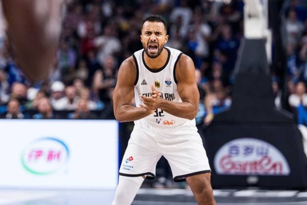 FIBA EuroBasket 2025: Deutschland - Finnland; 12.09.2025 Johannes Thiemann (Deutschland, 32) jubelt FIBA EuroBasket 2025: Deutschland - Finnland; Riga, Arena Riga am 12.09.2025 Copyright: xBEAUTIFULxSPORTS Wunderlx