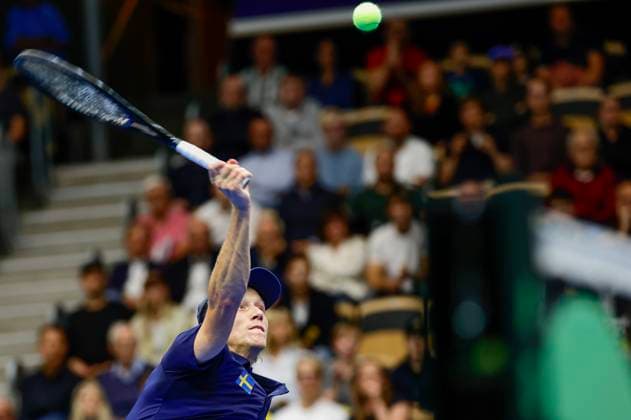PARTILLE, SVERIGE 20250912 Leo Borg under singelmatchen mot Moez Echargui i Davis Cup-mötet mellan Sverige och Tunisien i Partille arena. PARTILLE SVERIGE x9200x