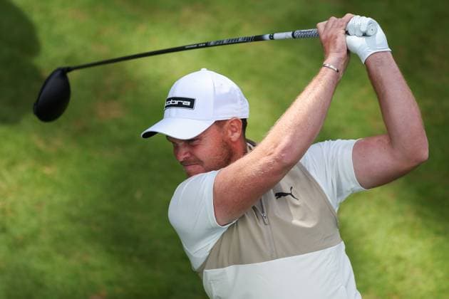12th September 2025; Wentworth Club, London, England; The BMW PGA, Golf Herren Championship Round 2; Danny Willett of England tees off from the 15th tee  HenningxvonxJagow