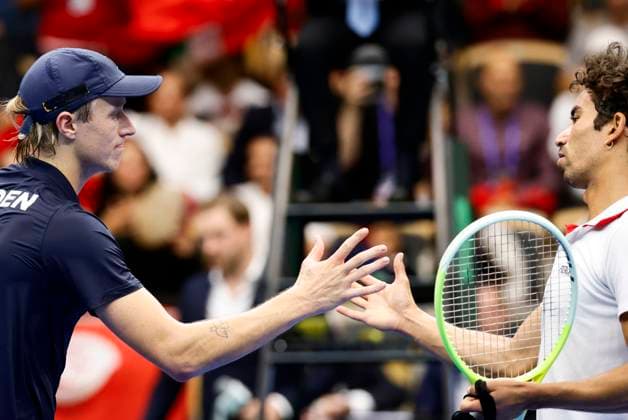 Sweden s Leo Borg thanks Tunisia s Moez Echargui after loosing their singles match in the Davis Cup match between Sweden and Tunisia in Partille arena on September 12, 2025. PARTILLE SWEDEN x9200x