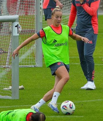 12.09.2025, FC Bayern Trainingsgelaende, Saebenerstrasse Muenchen, Fussball, im Bild: Giulia Gwinn (FC Bayern)