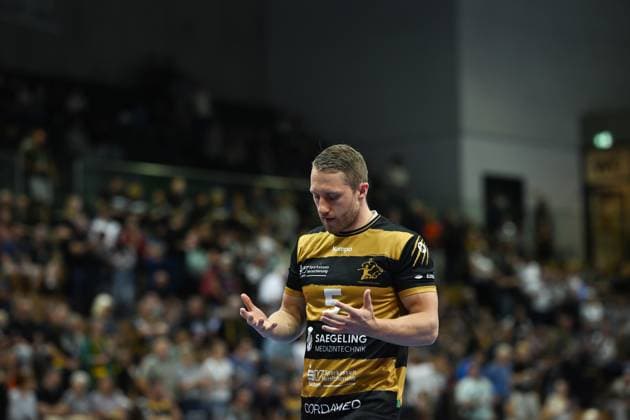 Lucas Wucherpfennig (HC Elbflorenz 2006, 5) HC Elbflorenz 2006 vs. 1.VfL Potsdam, 2. Handball Bundesliga Herren, Spielzeit 2025 2026, 12.09.2025 HC Elbflorenz 2006 vs. 1. VfL Potsdam, 2. Handball Bundesliga Herren, Spielzeit 2025 2026, 12.09.2025 Dresden Copyright: xEibner-Pressefoto xHoepnerx EP_PHR