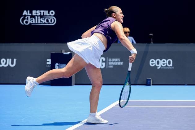 WTA, Tennis Damen GUADALAJARA 250 OPEN WTA GUADALAJARA 250 OPEN OSTAPENKO VS STAKUSIC 12092025 GUADALAJARA, JALISCO. Action photo of Jelena Ostapenko, during day 5 the WTA Guadalajara 250 Open, held at the Centro Panamericano de Tenis of Guadalajara, Jalisco, Mexico. Foto de accion de Jelena Ostapenko, durante el dia 5 del WTA Guadalajara 250 Open, celebrado en el Centro Panamericano de Tenis de Guadalajara, Jalisco, Mexico PHOTO BY IMAGENSHOP AGENCIA FOTOGRAFICA GUADALAJARA JALISCO MEXICO Copyright: xIMAGENSHOPxAGENCIAxFOTOGRAFICAx
