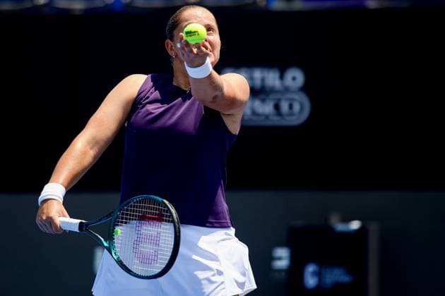 WTA, Tennis Damen GUADALAJARA 250 OPEN WTA GUADALAJARA 250 OPEN OSTAPENKO VS STAKUSIC 12092025 GUADALAJARA, JALISCO. Action photo of Jelena Ostapenko, during day 5 the WTA Guadalajara 250 Open, held at the Centro Panamericano de Tenis of Guadalajara, Jalisco, Mexico. Foto de accion de Jelena Ostapenko, durante el dia 5 del WTA Guadalajara 250 Open, celebrado en el Centro Panamericano de Tenis de Guadalajara, Jalisco, Mexico PHOTO BY IMAGENSHOP AGENCIA FOTOGRAFICA GUADALAJARA JALISCO MEXICO Copyright: xIMAGENSHOPxAGENCIAxFOTOGRAFICAx