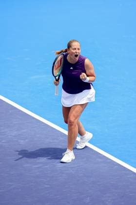 WTA, Tennis Damen GUADALAJARA 250 OPEN WTA GUADALAJARA 250 OPEN OSTAPENKO VS STAKUSIC 12092025 GUADALAJARA, JALISCO. Action photo of Jelena Ostapenko, during day 5 the WTA Guadalajara 250 Open, held at the Centro Panamericano de Tenis of Guadalajara, Jalisco, Mexico. Foto de accion de Jelena Ostapenko, durante el dia 5 del WTA Guadalajara 250 Open, celebrado en el Centro Panamericano de Tenis de Guadalajara, Jalisco, Mexico PHOTO BY IMAGENSHOP AGENCIA FOTOGRAFICA GUADALAJARA JALISCO MEXICO Copyright: xIMAGENSHOPxAGENCIAxFOTOGRAFICAx