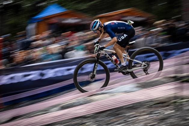 2025 UCI Mountain Bike World Championships Picture by Michal Cerveny SWpix.com - 12 09 2025 - Cycling - 2025 UCI Mountain Bike World Championships - Cross-country Olympic - Crans Montana, Valais, Switzerland - Men Junior - River Valdez (United States) Copyright: x xSWpix.comx(t axPhotographyxHubxLtd)xMichalxCerveny SWpix.comx SWP-3030-3792