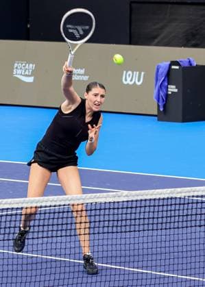 WTA, Tennis Damen GUADALAJARA 250 OPEN WTA GUADALAJARA 250 OPEN JACQUEMOT VS MARIA 12092025 GUADALAJARA, JALISCO. Action photo of Elsa Jacquemot of France, during day 5 the WTA Guadalajara 250 Open, held at the Centro Panamericano de Tenis of Guadalajara, Jalisco, Mexico. Foto de accion de Elsa Jacquemot de Francia, durante el dia 5 del WTA Guadalajara 250 Open, celebrado en el Centro Panamericano de Tenis de Guadalajara, Jalisco, Mexico PHOTO BY IMAGENSHOP AGENCIA FOTOGRAFICA GUADALAJARA JALISCO MEXICO Copyright: xIMAGENSHOPxAGENCIAxFOTOGRAFICAx