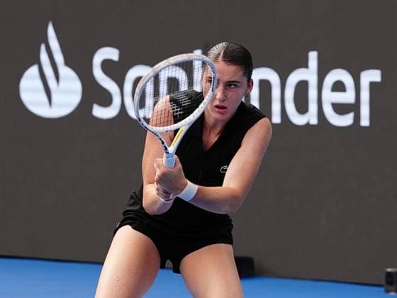WTA, Tennis Damen GUADALAJARA 250 OPEN WTA GUADALAJARA 250 OPEN JACQUEMOT VS MARIA 12092025 GUADALAJARA, JALISCO. Action photo of Elsa Jacquemot of France, during day 5 the WTA Guadalajara 250 Open, held at the Centro Panamericano de Tenis of Guadalajara, Jalisco, Mexico. Foto de accion de Elsa Jacquemot de Francia, durante el dia 5 del WTA Guadalajara 250 Open, celebrado en el Centro Panamericano de Tenis de Guadalajara, Jalisco, Mexico PHOTO BY IMAGENSHOP AGENCIA FOTOGRAFICA GUADALAJARA JALISCO MEXICO Copyright: xIMAGENSHOPxAGENCIAxFOTOGRAFICAx