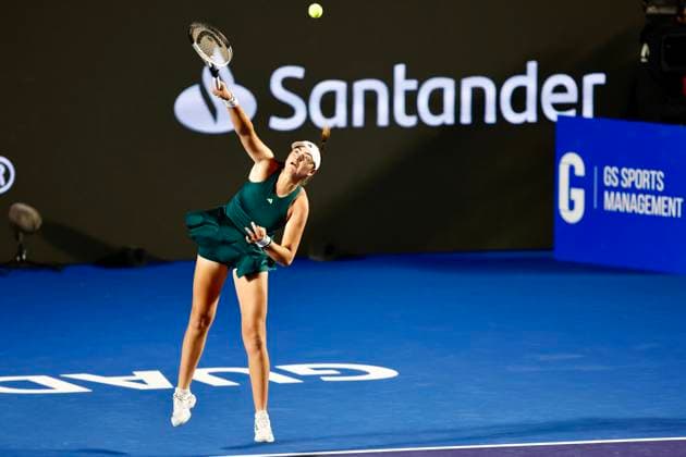 WTA, Tennis Damen GUADALAJARA 250 OPEN WTA GUADALAJARA 250 OPEN STAKUSIC VS ARANGO 12092025 GUADALAJARA, JALISCO. Action photo of Marina Stakusic of Canada, during day 5 the WTA Guadalajara 250 Open, held at the Centro Panamericano de Tenis of Guadalajara, Jalisco, Mexico. Foto de accion de Marina Stakusic de Canada, durante el dia 5 del WTA Guadalajara 250 Open, celebrado en el Centro Panamericano de Tenis de Guadalajara, Jalisco, Mexico PHOTO BY IMAGENSHOP AGENCIA FOTOGRAFICA GUADALAJARA JALISCO MEXICO Copyright: xIMAGENSHOPxAGENCIAxFOTOGRAFICAx