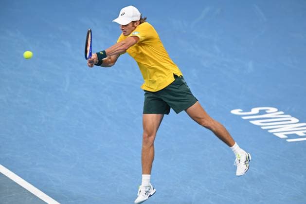 TENNIS DAVIS CUP AUSTRALIA BELGIUM, Alex de Minaur of Australia in action against Raphael Collignon of Belgium during the Davis Cup qualifying second round match at Ken Rosewall Arena in Sydney, Saturday, September 13, 2025. ( NO ARCHIVING, EDITORIAL USE ONLY SYDNEY NEW SOUTH WALES AUSTRALIA ALBION PARK  Copyright: xDEANxLEWINSx 20250913169539618500