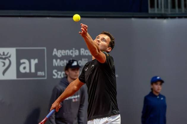 SZCZECIN 12.09.2025 TENIS INVEST IN SZCZECIN OPEN 2025 --- TENNIS INVEST IN SZCZECIN OPEN 2025: IVAN LIUTAREVICH BRUNO PUJOL NAVARRO - PIOTR MATUSZEWSKI PETR NOUZA N Z PIOTR MATUSZEWSKI FOT. MARCIN JASINSKI ARENA AKCJI NEWSPIX.PL --- newspix.pl 