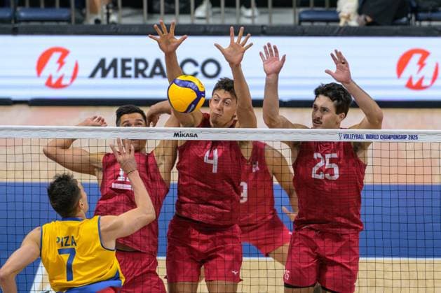 September 13, 2025, Pasay City, Manila, Philippines: USA vs Columbia in the Pool Phase during the FIVB Mens Volleyball World Championship, WM, Weltmeisterschaft 2025 in Manila, Philippines. USA beat Columbia in 3 sets. USAs Micah CHRISTENSON, Jeffrey JENDRYK II and Ethan CHAMPLIN defend at the net. Pasay City Philippines - ZUMAr144 20250913_zap_r144_001 Copyright: xJaynexRussellx