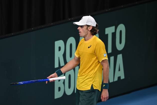 TENNIS DAVIS CUP AUSTRALIA BELGIUM, A deh=jected Alex de Minaur of Australia following his loss to Raphael Collignon of Belgium during the Davis Cup qualifying second round match at Ken Rosewall Arena in Sydney, Saturday, September 13, 2025. ( NO ARCHIVING, EDITORIAL USE ONLY SYDNEY NEW SOUTH WALES AUSTRALIA ALBION PARK  Copyright: xDEANxLEWINSx 20250913193010587980