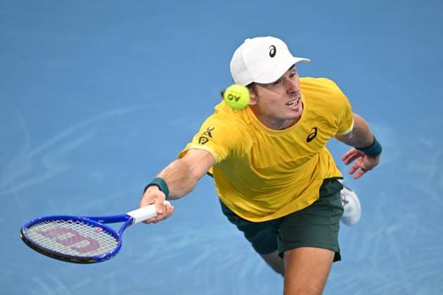 TENNIS DAVIS CUP AUSTRALIA BELGIUM, Alex de Minaur of Australia in action against Raphael Collignon of Belgium during the Davis Cup qualifying second round match at Ken Rosewall Arena in Sydney, Saturday, September 13, 2025. ( NO ARCHIVING, EDITORIAL USE ONLY SYDNEY NEW SOUTH WALES AUSTRALIA ALBION PARK  Copyright: xDEANxLEWINSx 20250913138904930719
