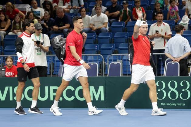 TENNIS - Davis Cup, HUN vs AUT DEBRECEN,HUNGARY,13.SEP.25 - TENNIS - ITF Davis Cup, qualification round 2, Hungary vs Austria. Image shows captain Juergen Melzer, Alexander Erler and Lucas Miedler (AUT).  GEPAxpictures xWalterxLuger