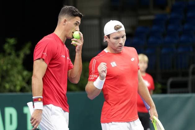 TENNIS - Davis Cup, HUN vs AUT DEBRECEN,HUNGARY,13.SEP.25 - TENNIS - ITF Davis Cup, qualification round 2, Hungary vs Austria. Image shows Alexander Erler and Lucas Miedler (AUT).  GEPAxpictures xWalterxLuger