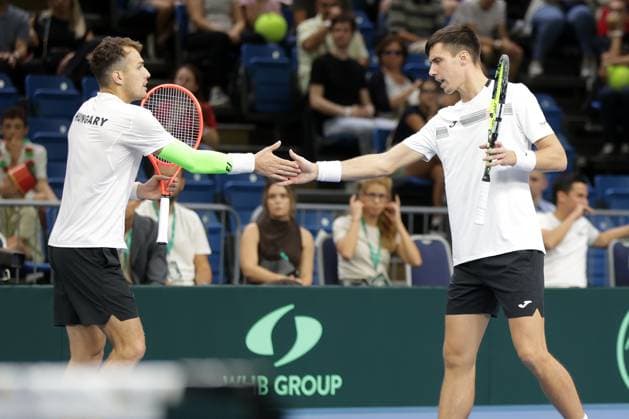 TENNIS - Davis Cup, HUN vs AUT DEBRECEN,HUNGARY,13.SEP.25 - TENNIS - ITF Davis Cup, qualification round 2, Hungary vs Austria. Image shows Zsombor Piros and Fabian Marozsan (HUN).  GEPAxpictures xWalterxLuger