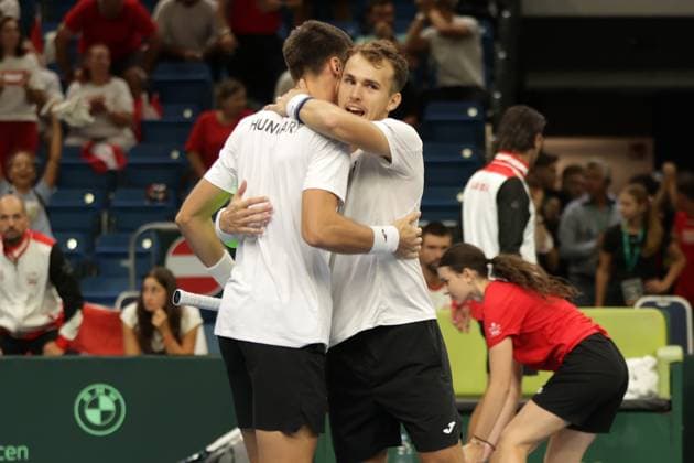 TENNIS - Davis Cup, HUN vs AUT DEBRECEN,HUNGARY,13.SEP.25 - TENNIS - ITF Davis Cup, qualification round 2, Hungary vs Austria. Image shows the rejoicing of Fabian Marozsan and Zsombor Piros (HUN).  GEPAxpictures xWalterxLuger
