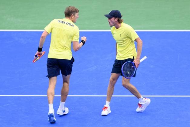 250913 AndrÃ Göransson and Erik Grevelius of Sweden celebrates during the Davis Cup tennis doubles match between Sweden and Tunisia on September 13, 2025 in Partille. Photo: Carl Sandin BILDBYRAN kod CS CS0769 tennis davis cup sweden sverige tunisien tunisia bbeng dubbeljubel sverige sweden celebrates Copyright: CARLxSANDIN BB250913CS004