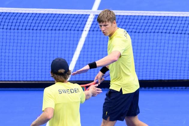 250913 AndrÃ Göransson of Sweden celebrates during the Davis Cup tennis doubles match between Sweden and Tunisia on September 13, 2025 in Partille. Photo: Carl Sandin BILDBYRAN kod CS CS0769 tennis davis cup sweden sverige tunisien tunisia bbeng dubbeljubel sverige sweden celebrates Copyright: CARLxSANDIN BB250913CS007