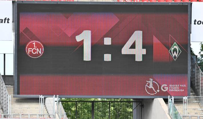 13.09.2025 - Fussball - Saison 2025 2026 - 1. Google Pixel Frauen Bundesliga - 02. Spieltag: 1. FC Nürnberg FCN ( Club Clubfrauen ) - SV Werder Bremen SVW - Sportfoto Zink - xwoxzix - Endergebnis auf Anzeigetafel