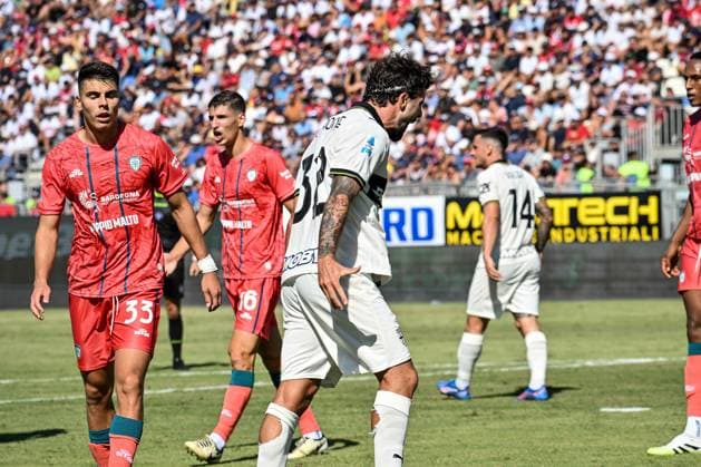 Patrick Cutrone of Parma Calcio, Ritratto, Delusione, Delusion, during Cagliari Calcio vs Parma Calcio, Italian soccer Serie A match in Cagliari, Italy, September 13 2025  Copyright: xLuigixCanu IPAxSportx xipa-agency.netx xx IPA_64780137 IPA_Agency_IPA64780137