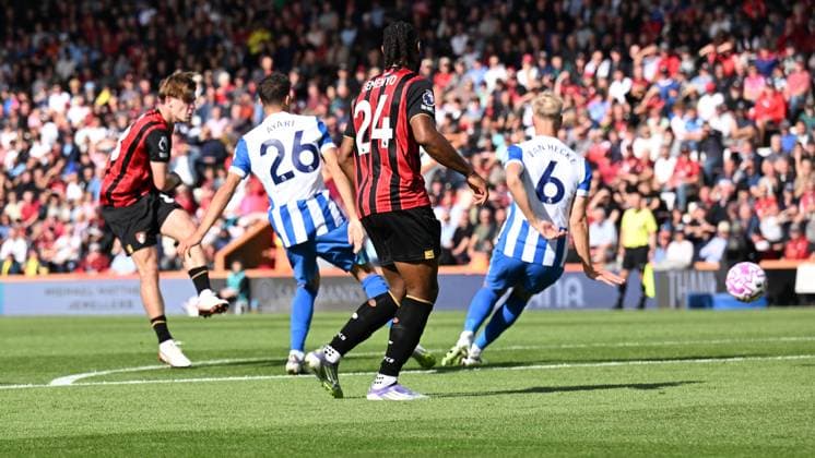 Bournemouth v Brighton and Hove Albion Premier League Alex Scott of Bournemouth scores his side s first goal during the Premier League match at the Vitality Stadium, Bournemouth UK Newspapers OUT Copyright: xJeremyxLandeyx FIL-22230-0017