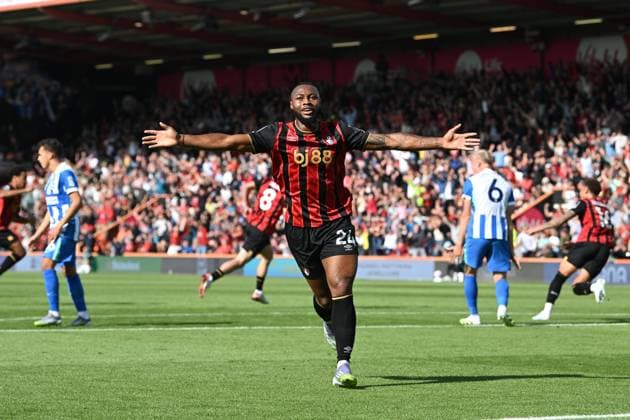 Bournemouth v Brighton and Hove Albion Premier League 13 09 2025. Goal 1-0 - Antoine Semenyo (24) of AFC Bournemouth celebrates after Alex Scott (8) of AFC Bournemouth scores the opening goal during the Premier League match between Bournemouth and Brighton and Hove Albion at the Vitality Stadium, Bournemouth, England on 13 September 2025. Bournemouth Vitality Stadium Dorset England Editorial use only DataCo restrictions apply See www.football-dataco.com , Copyright: xGrahamxHuntx PSI-22818-0035
