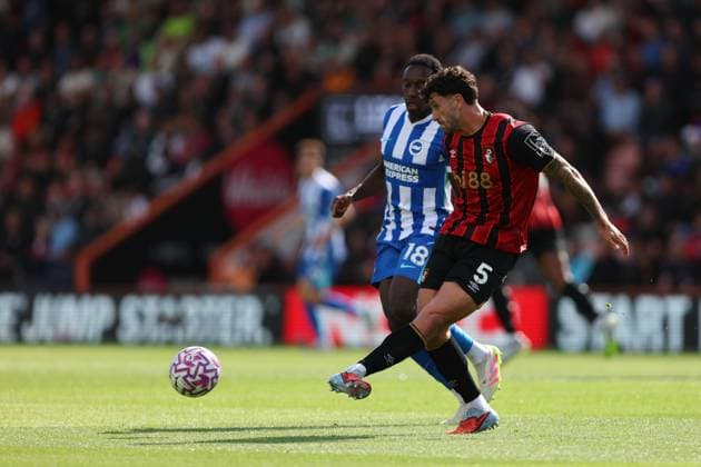 Football - 2025 2026 Premier League - AFC Bournemouth vs Brighton & Hove Albion - Vitality Stadium - Saturday 13th September 2025 Marcos Senesi of Bournemouth in action during the Premier League match at the Vitality Stadium COLORSPORT Shaun Boggust 