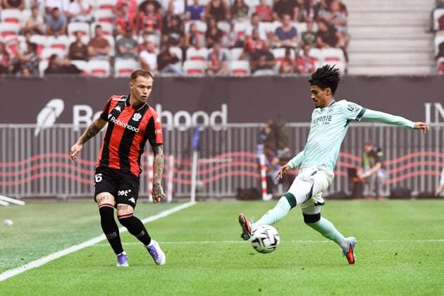 OGC Nice v FC Nantes - Ligue 1 McDonald s 2025 2026 90 Yassine BENHATTAB (fcn) - 26 Melvin BARD (ogcn) during the Ligue 1 McDonald s match between Nice and Nantes at Allianz Riviera on September 13, 2025 in Nice, France. Nice France  Copyright: xFEPx 776348123
