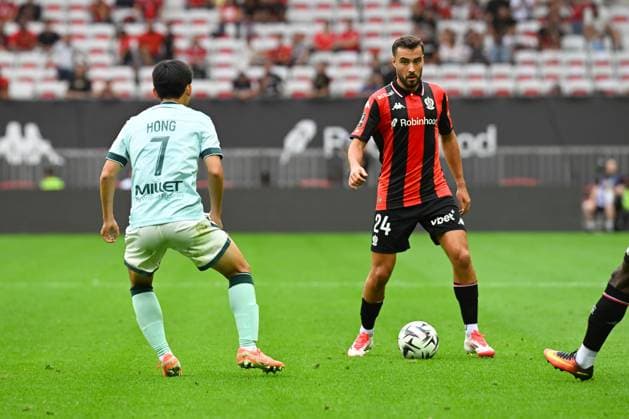FOOTBALL : OGC Nice VS FC Nantes - Ligue 1 McDonald s - 13 09 2025 Charles Vanhoutte (OGC Nice) - Ligue 1 Mcdonald s match between OGC Nice and Football Club de Nantes on September 13, 2025 at the Allianz Riviera Stadium in Nice. NiceFrance  Copyright: xWilliamxCannarellax