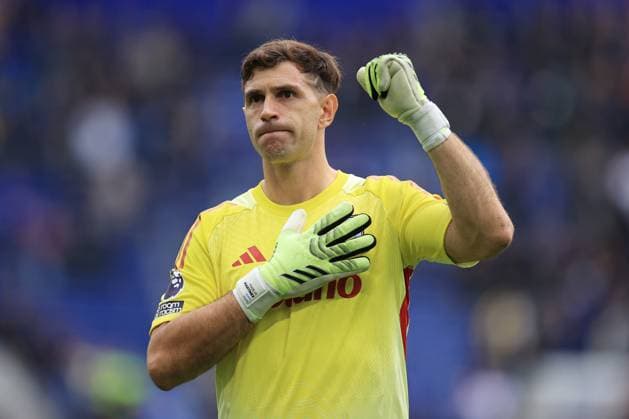 Football - Premier League - Everton v Aston Villa 13th September 2025 - Premier League - Everton v Aston Villa - Aston Villa goalkeeper Emiliano Martinez pats the badge on his shirt after the match - Photo: Simon Stacpoole Offside. Liverpool UK Copyright: xSimonxStacpoolexOffside