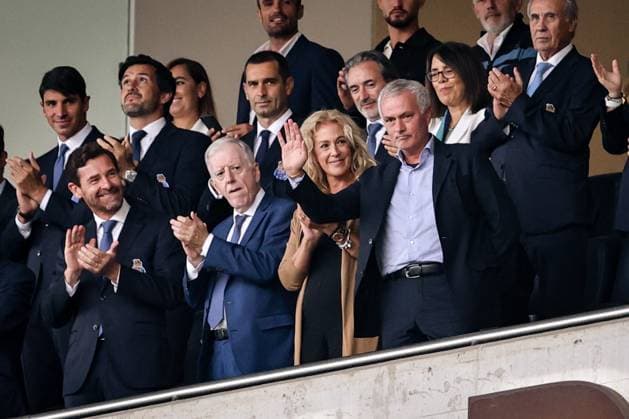 Jose Mourinho during the match between FC Porto and CD Nacional valid for Liga Portugal Betclic at Estadio do Dragao on 13 September 2025. Copyright: IMAGO Prime Sports Images Fernando Silva Copyright: xFERNANDOxSILVAx