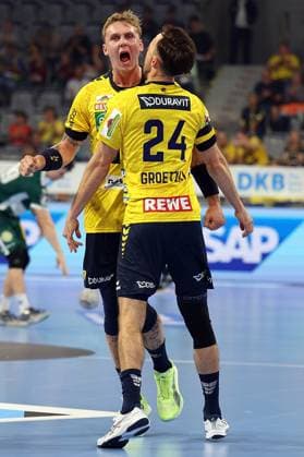 13.09.2025, xrekx, Handball Daikin HBL, Rhein Neckar Loewen - ThSV Eisenach v.l. Edwin Aspenbäck Aspenbaeck (Rhein-Necker Loewen) bejubelt seinen Treffer (DFL DFB REGULATIONS PROHIBIT ANY USE OF PHOTOGRAPHS as IMAGE SEQUENCES and or QUASI-VIDEO) Mannheim