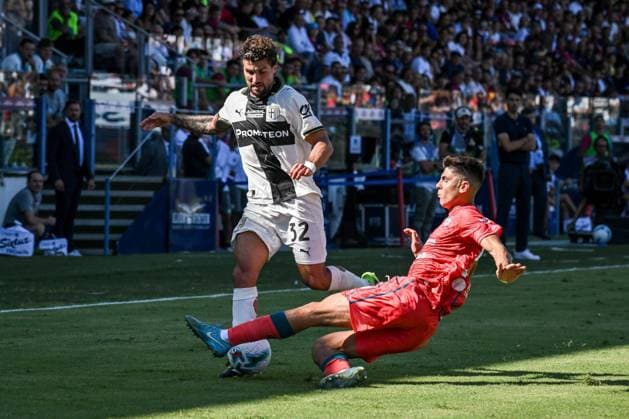 CALCIO - Serie A - Cagliari Calcio vs Parma Calcio Patrick Cutrone of Parma Calcio, Adam Obert of Cagliari Calcio during Cagliari Calcio vs Parma Calcio, Italian soccer Serie A match in Cagliari, Italy, September 13 2025 Cagliari Italy  Copyright: xIPAxSport ABACAx