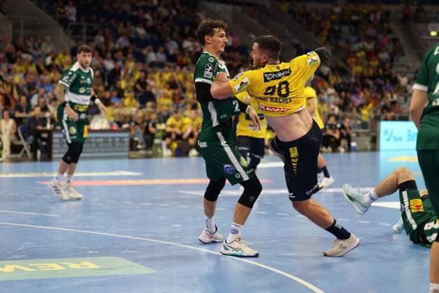 13.09.2025, xrekx, Handball Daikin HBL, Rhein Neckar Loewen - ThSV Eisenach v.l. Jannik Kohlbacher (Rhein-Necker Loewen) (DFL DFB REGULATIONS PROHIBIT ANY USE OF PHOTOGRAPHS as IMAGE SEQUENCES and or QUASI-VIDEO) Mannheim