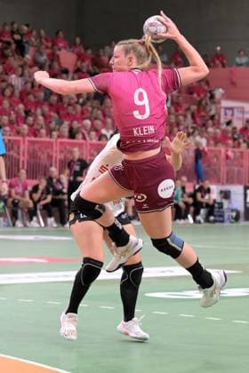 Naina Klein (TusSies Metzingen, 09) TusSies Metzingen vs. BSV Sachsen Zwickau, Handball, Alsco HBF, 3.Ligaspieltag, Saison 2025 2026, 13.09.2025 TusSies Metzingen vs. BSV Sachsen Zwickau, Handball, Alsco HBF, 3.Ligaspieltag, Saison 2025 2026, 13.09.2025 Tuebingen Copyright: xEibner-Pressefoto TobiasxBaurx EP_TBR