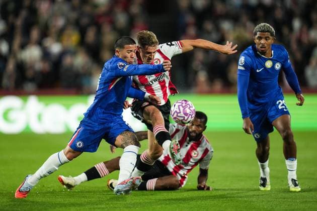Premier League Brentford v Chelsea Enzo Fernandez of Chelsea during the Premier League match Brentford vs Chelsea at The Gtech Community Stadium, London, United Kingdom, 13th September 2025 (Photo by Harvey Murphy News Images) Copyright: xHarveyxMurphy NewsxImagesx