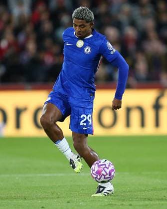 London, England, September 13 2025: Wesley Fofana (29 Chelsea) during the Premier League game between Brentford and Chelsea at Gtech Community Stadium in London, England. (Photo by Jay Patel Sports Press Photo SPP) Copyright: xJayxPatel SportsxPressxPhoto SPPx Sportspressphoto_SPR24976