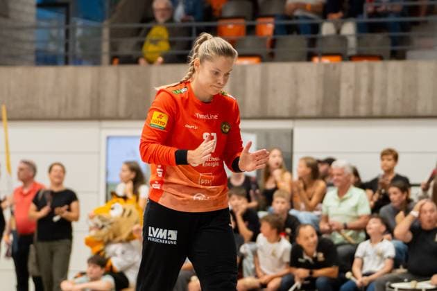 Handball I Frauen I Saison 2025-2026 I 2. Bundesliga I 3. Spieltag I VfL Waiblingen - HC Rödertal I 13.09.2025 Ann Rammer (21, HC Rödertal) ärgert sich Waiblingen Rundsporthalle Baden-Württemberg Deutschland Copyright: xLobeca MaxxPetershansx