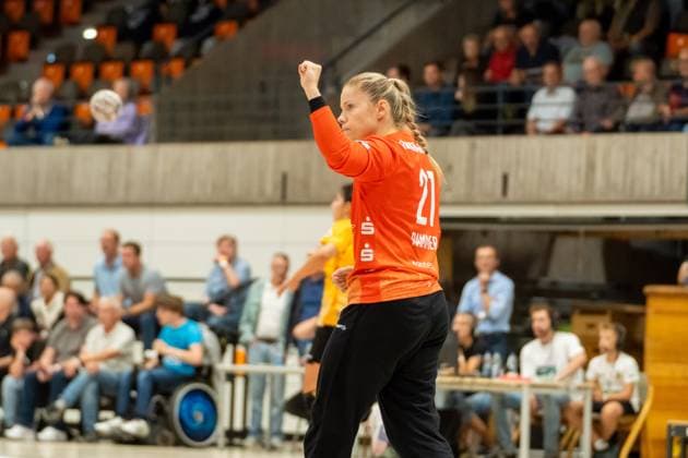 Handball I Frauen I Saison 2025-2026 I 2. Bundesliga I 3. Spieltag I VfL Waiblingen - HC Rödertal I 13.09.2025 Ann Rammer (21, HC Rödertal) jubelt Waiblingen Rundsporthalle Baden-Württemberg Deutschland Copyright: xLobeca MaxxPetershansx