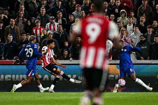 13th September 2025; Gtech Community Stadium, Brentford, London, England; Premier League Football, Brentford versus Chelsea; Kevin Schade of Brentford shoots ansd scores past in the 35th minute for 1-0  GodfreyxPitt