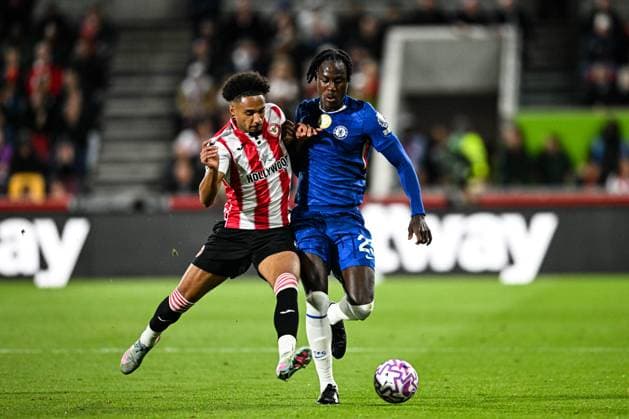 13th September 2025; Gtech Community Stadium, Brentford, London, England; Premier League Football, Brentford versus Chelsea; Trevoh Chalobah of Chelsea takes on Kevin Schade of Brentford  GodfreyxPitt