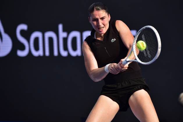 WTA, Tennis Damen GUADALAJARA 250 OPEN WTA GUADALAJARA 250 OPEN JACQUEMOT VS ARANGO 13092025 GUADALAJARA, JALISCO. Action photo of Elsa Jacquemot of France during day 6 the WTA Guadalajara 250 Open, held at the Centro Panamericano de Tenis of Guadalajara, Jalisco, Mexico. Foto de accion de Elsa Jacquemot de Francia, durante el dia 6 del WTA Guadalajara 250 Open, celebrado en el Centro Panamericano de Tenis de Guadalajara, Jalisco, Mexico PHOTO BY IMAGENSHOP AGENCIA FOTOGRAFICA GUADALAJARA JALISCO MEXICO Copyright: xIMAGENSHOPxAGENCIAxFOTOGRAFICAx